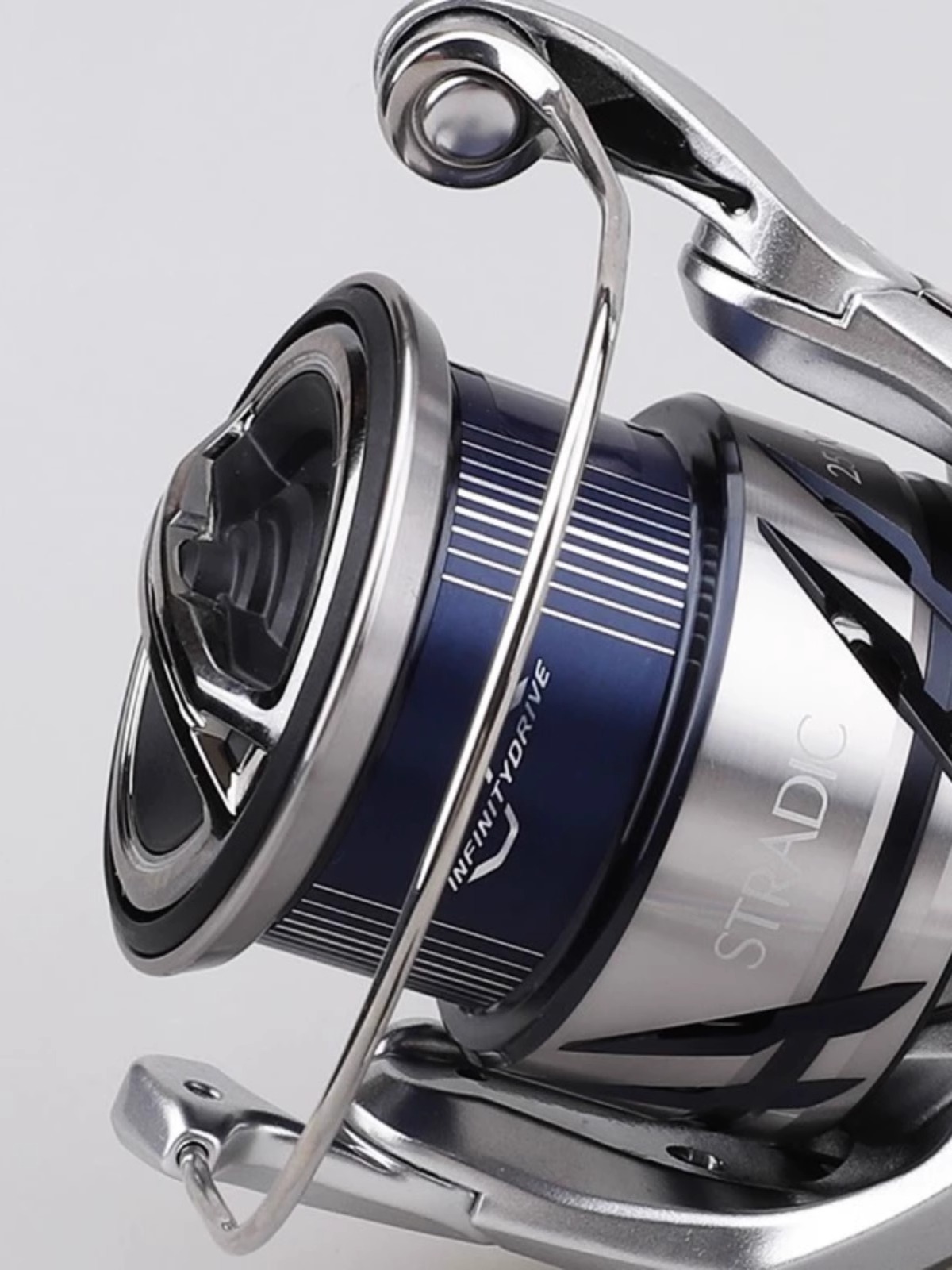 بكرة صيد شيمانو 23 ستراديك مع  - مراجعة Shimano Reel Stradic وسعره